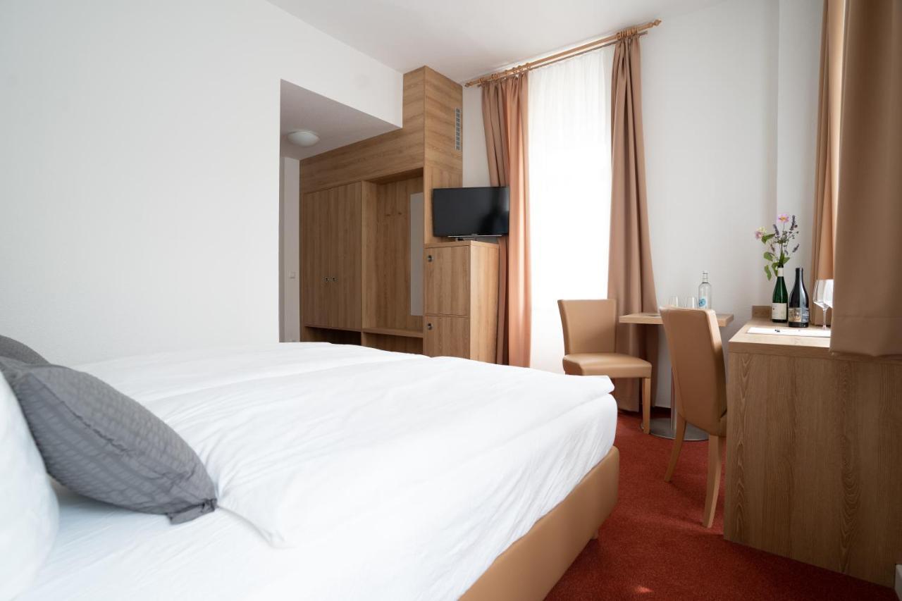Nineofive Hotel Єна Екстер'єр фото